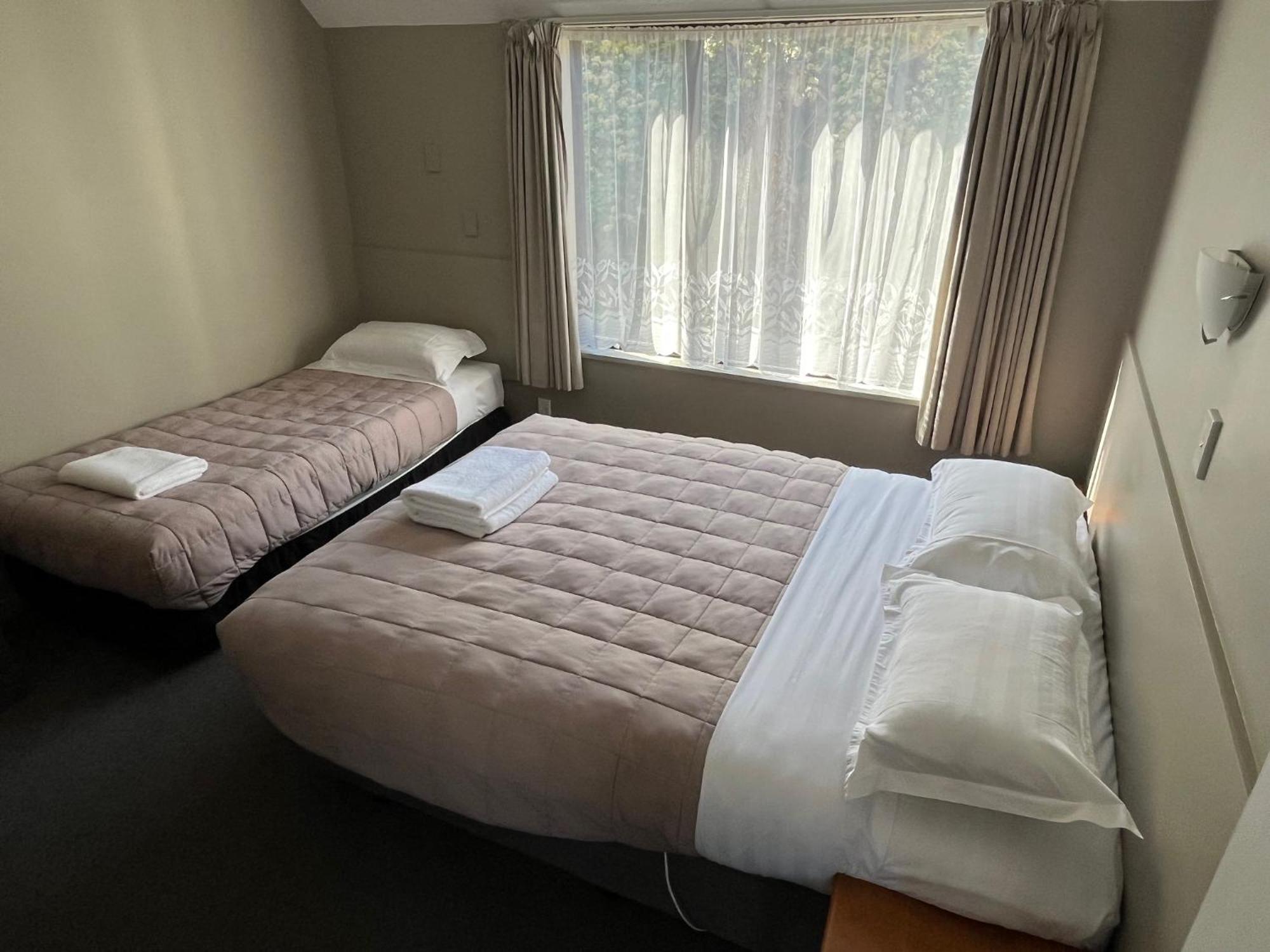 וואנאקה Manuka Crescent Motel מראה חיצוני תמונה