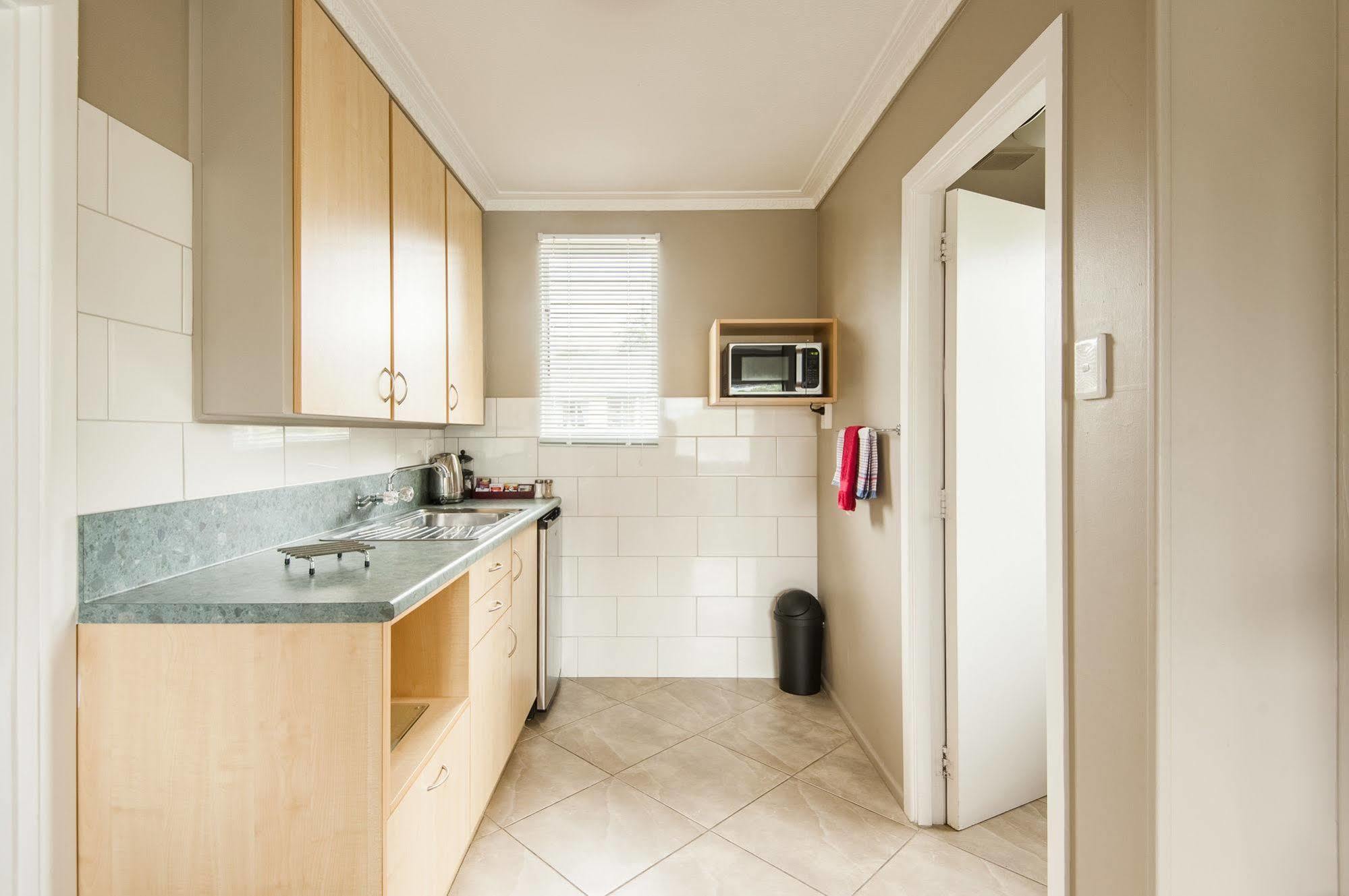 וואנאקה Manuka Crescent Motel מראה חיצוני תמונה